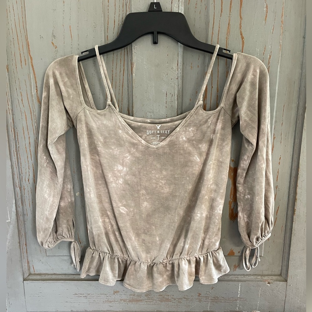 American Eagle Soft & Sexy Cold Shoulder Top
